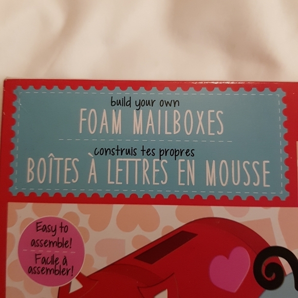 Craft foam mailbox kit makes 2 - Picture 4 of 4